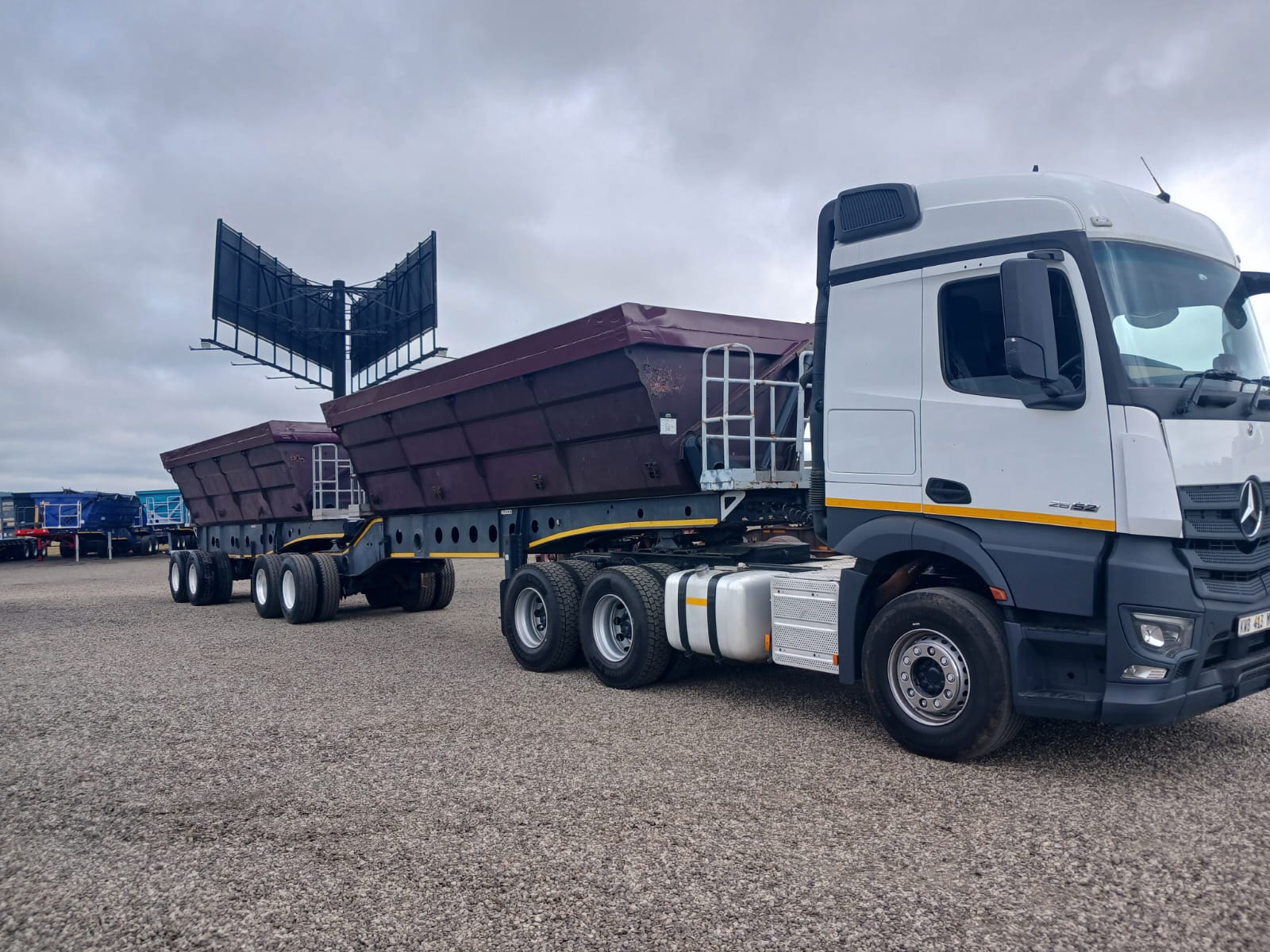 45m³ Side Tipper Trailer